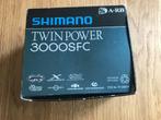 Shimano Twinpower SFC 3000, Enlèvement ou Envoi, Neuf, Moulinet