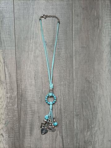 Dames sieraden beschikbaar voor biedingen