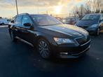 SKODA SUPERB DIESEL 1.6 EU6b, Auto's, Skoda, Stof, Euro 6, 4 cilinders, Zwart