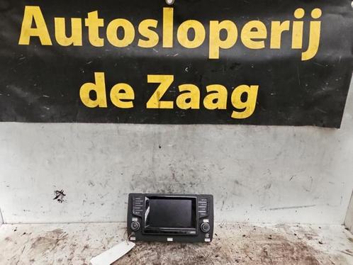 Radio van een Volkswagen Golf, Auto-onderdelen, Elektronica en Kabels, Volkswagen, Gebruikt, 3 maanden garantie, Ophalen of Verzenden