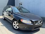 VOLVO V70 2.5T BENZINE 2010 MET 59000 KM EERSTE EIGENAAR, Auto's, Volvo, 2500 cc, Euro 5, Bedrijf, Dealer onderhouden