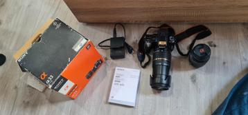 Sony Alpha A33 bijna nieuwe met geheugenkaart en accessoires beschikbaar voor biedingen