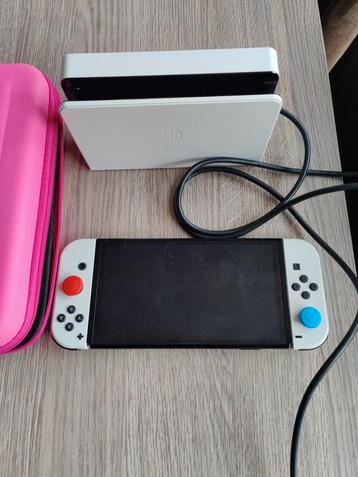 Nintendo switch in zeer goede staat beschikbaar voor biedingen