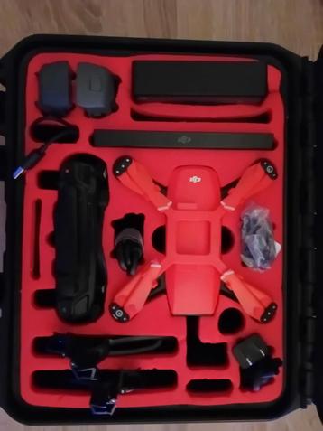 DJI SPARK. Le plus complet du net. EN PARFAIT ÉTAT disponible aux enchères