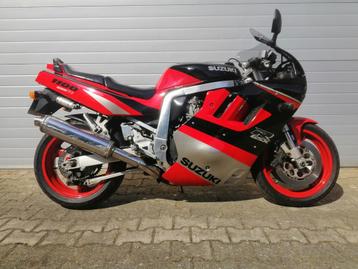 Suzuki GSX-R1100 1991 18.200km  beschikbaar voor biedingen
