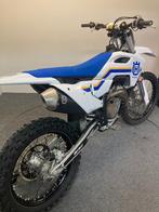 Husqvarna FC 450 Heritage année 2023 ref. LS 2796, Motos, 1 cylindre, 450 cm³, Moto de cross, Entreprise