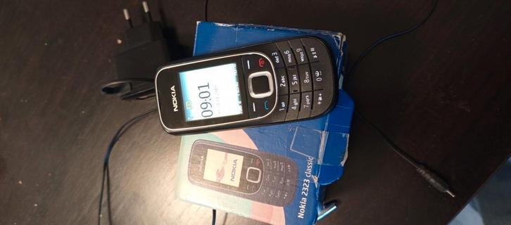 Nokia 2323, Telecommunicatie, Mobiele telefoons | Nokia, Zo goed als nieuw, Zwart, Ophalen of Verzenden