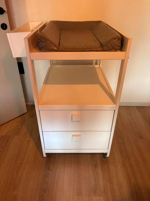 Verzorgingstafel met kussen, Kinderen en Baby's, Kinderkamer | Commodes en Kasten, Gebruikt, Ophalen