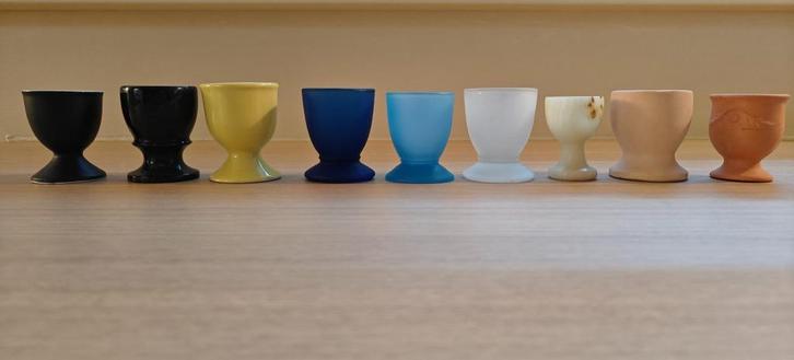 Eierdopjes 1€/st diverse effen kleuren, Huis en Inrichting, Keuken | Servies, Zo goed als nieuw, Overige typen, Effen, Overige materialen