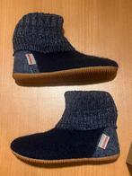 Chaussons bleus Giesswein - Jamais mis - Neufs - T26, Kinderen en Baby's, Ophalen of Verzenden, Zo goed als nieuw