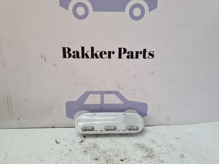 Binnenverlichting achter van een Nissan Qashqai, Auto-onderdelen, Verlichting, Nissan, Gebruikt, 3 maanden garantie