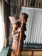 Houten beeld, Ophalen