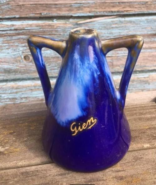 Midcentury, porceleinen vaasje van Frans merk “Gien”, Antiek en Kunst, Antiek | Porselein, Ophalen of Verzenden