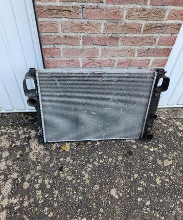 Radiateur MERCEDES-BENZ S-Klasse Sedan w221 beschikbaar voor biedingen