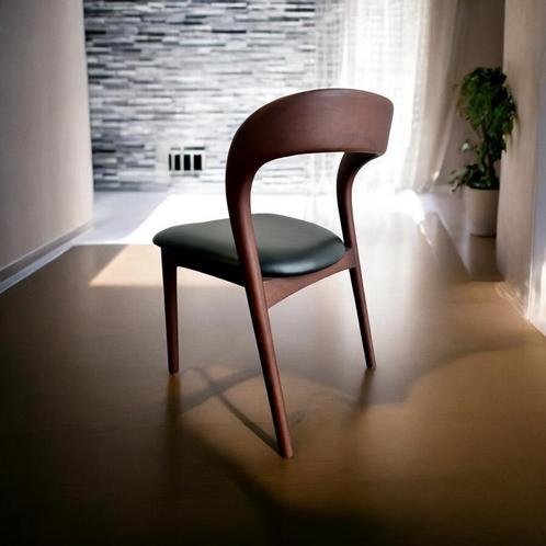 Chaise de salle à manger en bois avec cuir noir (plusieurs e, Antiquités & Art, Antiquités | Meubles | Chaises & Canapés, Enlèvement ou Envoi