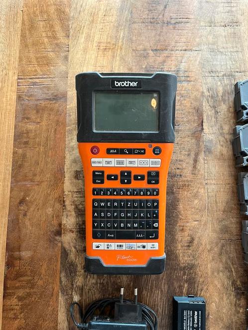 Brother P-touch Labelwriter E550W + labelcasettes, Computers en Software, Labelprinters, Gebruikt, Ophalen of Verzenden