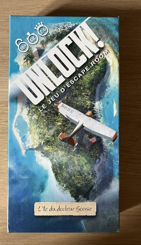 Spel EscapeRoom UNLOCK Doctor Soorten Island - Perfect staat, Hobby en Vrije tijd, Gezelschapsspellen | Kaartspellen, Zo goed als nieuw