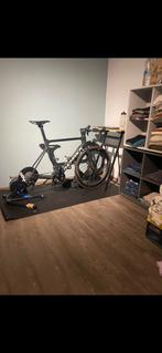 Wahoo kickr V6+ cassette + mat + tafel, Fietsen en Brommers, Fietsaccessoires | Fietstassen, Ophalen of Verzenden, Zo goed als nieuw