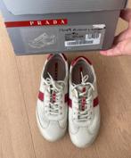 Prada authentieke lederen sneakers amper gedragen!! 41, Kleding | Dames, Schoenen, Ophalen of Verzenden, Zo goed als nieuw, Sneakers