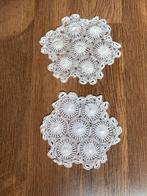 2 placemats met kant, Ophalen