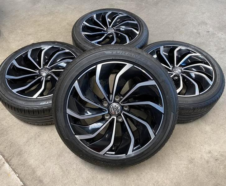 Volkswagen golf 8 velgen origineel met banden, Auto-onderdelen, Banden en Velgen, Banden en Velgen, Zomerbanden, Ophalen