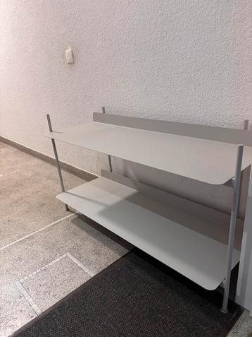 Muuto Compile Lage Kast Configuration 1 Grijs beschikbaar voor biedingen