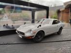 Nissan fairlady Z 432 1/18 autoart, Enlèvement ou Envoi, Comme neuf, Voiture, Autoart