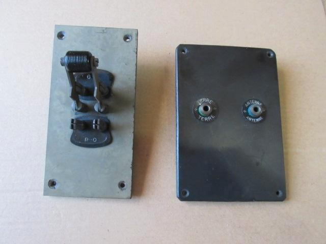 Pour tsf 1920: lot  sur bakélite pour poste batterie, Antiquités & Art, Antiquités | TV & Hi-Fi, Enlèvement ou Envoi