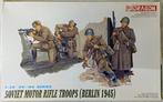 1/35 Dragon Soviet Motor Rifle Troops Berlin 1945, Hobby & Loisirs créatifs, Enlèvement ou Envoi, Neuf, 1:35 à 1:50, Personnage ou Figurines