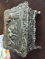 Een metalen juwelen potje met deksel kleur zilver kleur, Ophalen, Zilver