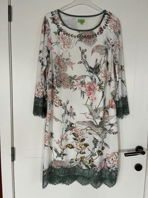 K-Design knappe jurk maat XL of 42, Kleding | Dames, Jurken, Zo goed als nieuw, Maat 42/44 (L), Overige kleuren, Knielengte, Ophalen of Verzenden