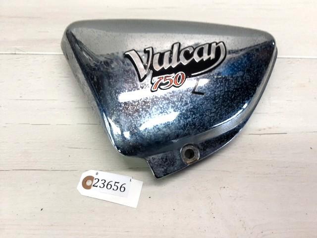 VN750 1986 - 2006 Kawasaki Cover Cover onder zadel D1-51437, Motoren, Onderdelen | Kawasaki