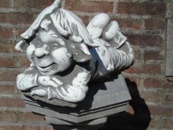 statue d un troll , lutin coucher en pierre patinée, Enlèvement, Neuf, Pierre, Autres types