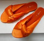 Oranje slippers M41, Ophalen of Verzenden, Oranje, Slippers