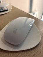 Magic mouse amper gebruikt 2j garantie, Computers en Software, Muizen, Ophalen, Zo goed als nieuw