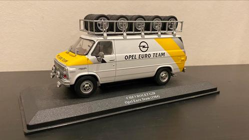 Chevrolet G20 - Opel Euro Team Rally bus, Hobby en Vrije tijd, Modelauto's | 1:43, Ophalen of Verzenden