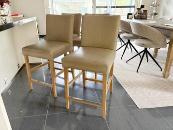 Leren stoelen (modern design) beschikbaar voor biedingen