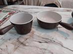 Le creuset origineel  2 stuks in gietijzer, Huis en Inrichting, Ophalen of Verzenden, Zo goed als nieuw, Gietijzer