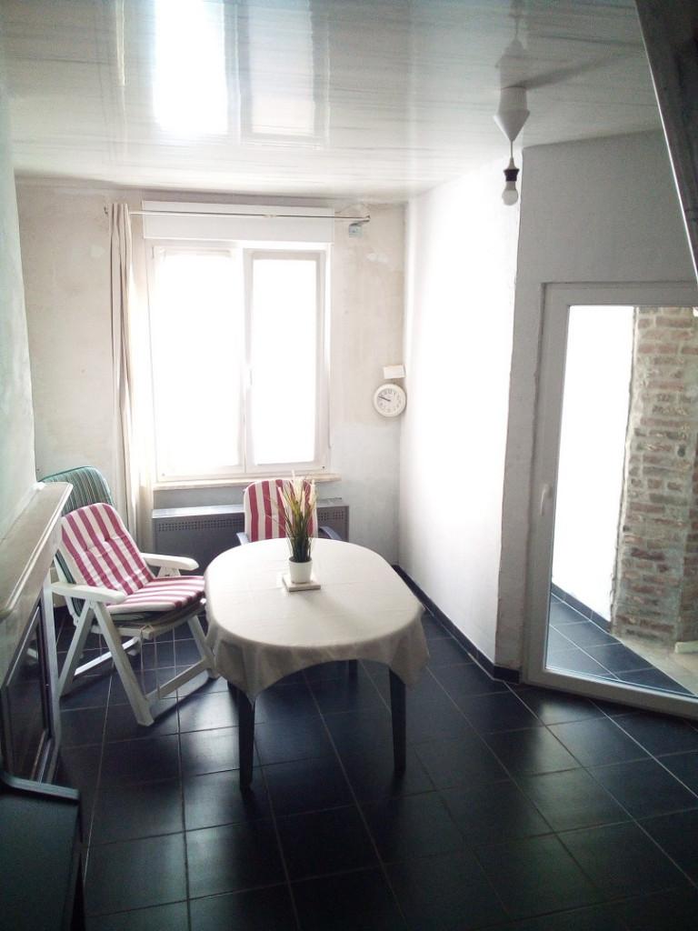 Af te werken alleenstaand huis met grote tuin, Provincie Oost-Vlaanderen, 500 tot 1000 m², Vrijstaande woning, Aalst 9300