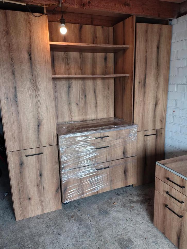 Keukenblok, studio blok. Buro blok, prijs in overleg, Huis en Inrichting, Kasten | Wandmeubels, Ophalen