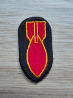 US WW2 EOD Bomb Disposal sleeve/chest patch whiteback, Ophalen of Verzenden