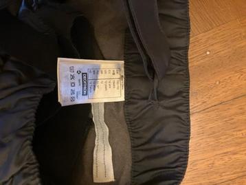 skibroek tiener beschikbaar voor biedingen