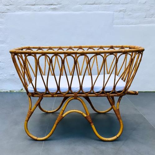 Berceau bambou vintage, Kinderen en Baby's, Babywiegjes en Ledikanten, Gebruikt, Wieg, Ophalen