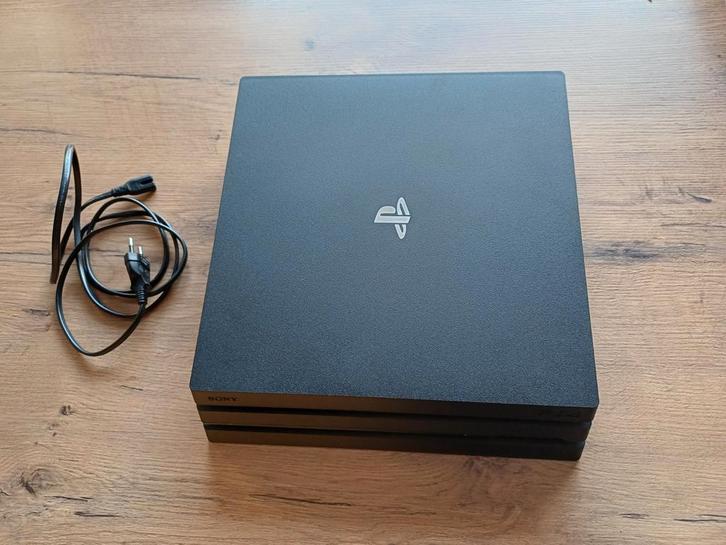 PlayStation 4 Pro, Games en Spelcomputers, Spelcomputers | Sony PlayStation 4, Zo goed als nieuw, Pro, 1 TB, Ophalen