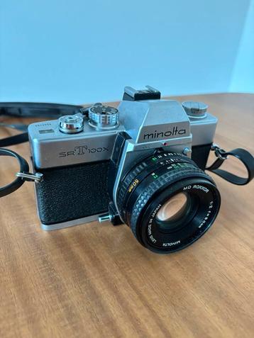 Vintage 1979 Minolta SRT100X + Minolta MD Rokkor 1:2 f=50mm beschikbaar voor biedingen