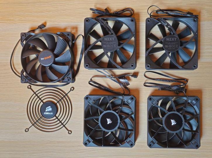 5 Computer Fans - Corsair & NZXT, Computers en Software, Computerkoelers, Gebruikt, Luchtkoeling, Ophalen of Verzenden