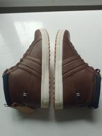 nieuwe Pier one maat 44 hoge sneakers in verpakking, Kleding | Heren, Schoenen, Bruin, Nieuw, Pier One, Ophalen of Verzenden