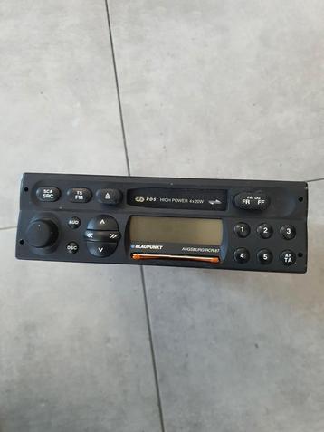Radio CD à vendre  beschikbaar voor biedingen