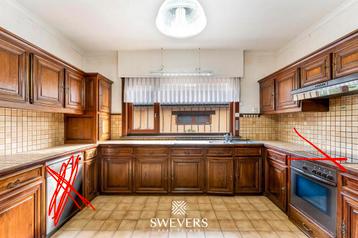 Keuken incl oven (bosch), dampkap (bosch), spoelbak & kraan beschikbaar voor biedingen