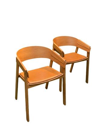 2x Muuto cover chair refine leather cognac/oak beschikbaar voor biedingen